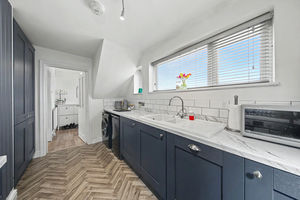 Sales Avenue New Tupton